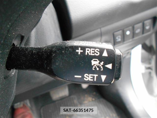 Toyota HARRIER HYBRID 2017-01 8849233-14