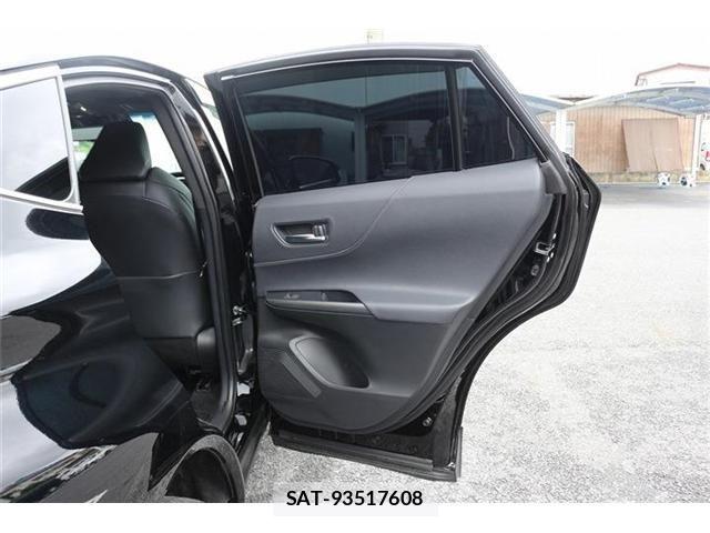 Toyota HARRIER HYBRID 2025-03 8849220-23
