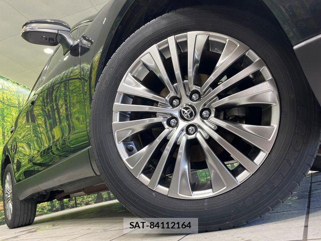 Toyota HARRIER HYBRID 2022-02 8849224-13
