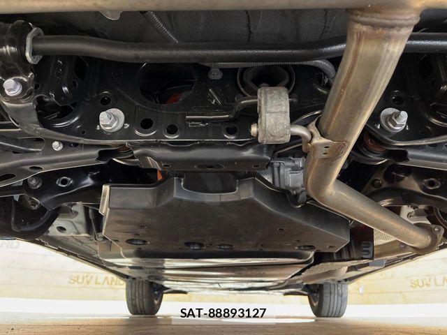 Toyota HARRIER HYBRID 2023-10 8871113-19