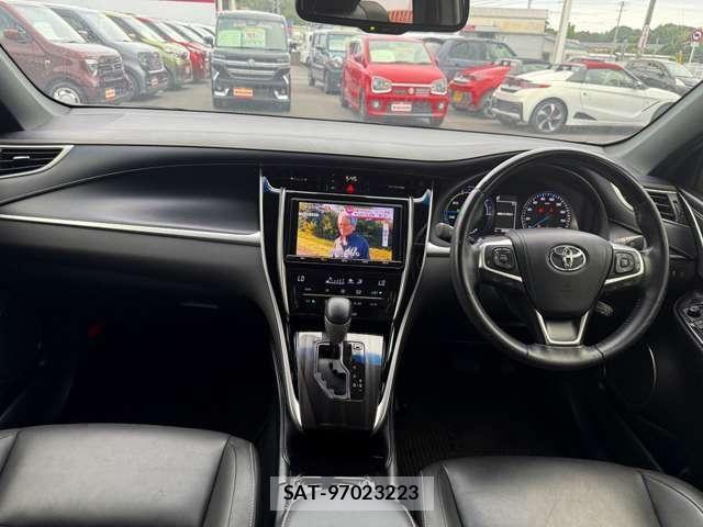 Toyota HARRIER HYBRID 2017-10 8871119-1