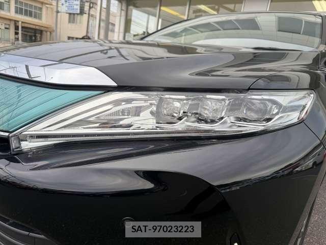 Toyota HARRIER HYBRID 2017-10 8871119-5