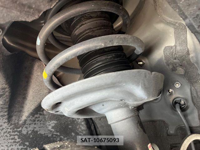 Toyota HARRIER HYBRID 2023-08 8871117-19