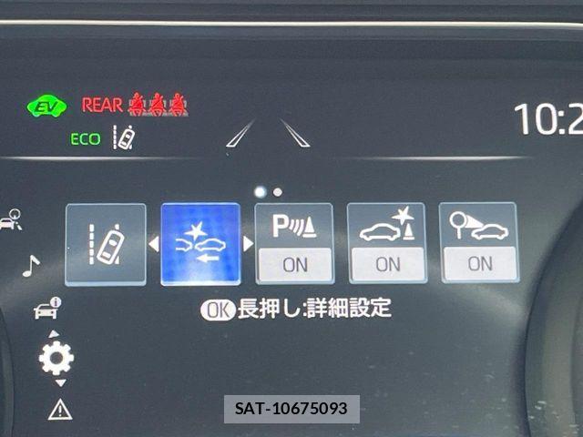 Toyota HARRIER HYBRID 2023-08 8871117-5