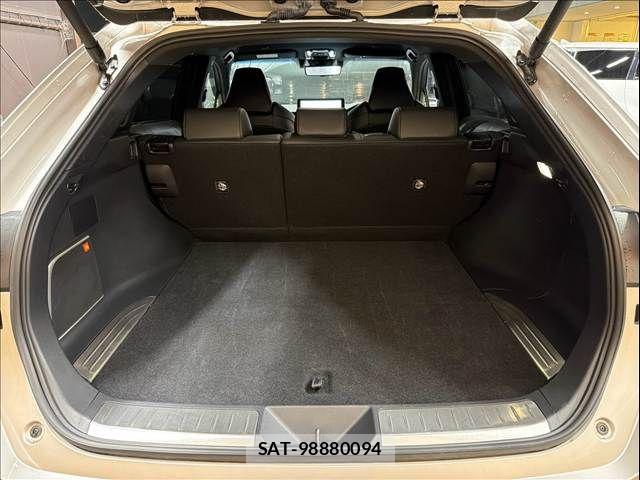 Toyota HARRIER HYBRID 2024-06 8871110-12
