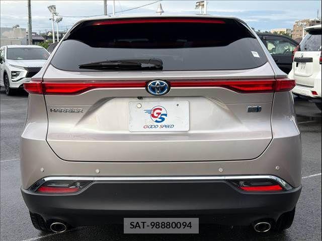Toyota HARRIER HYBRID 2024-06 8871110-15