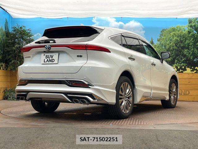 Toyota HARRIER HYBRID 2023-06 8879970-16