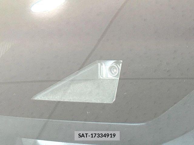 Toyota HARRIER HYBRID 2021-06 8879992-4