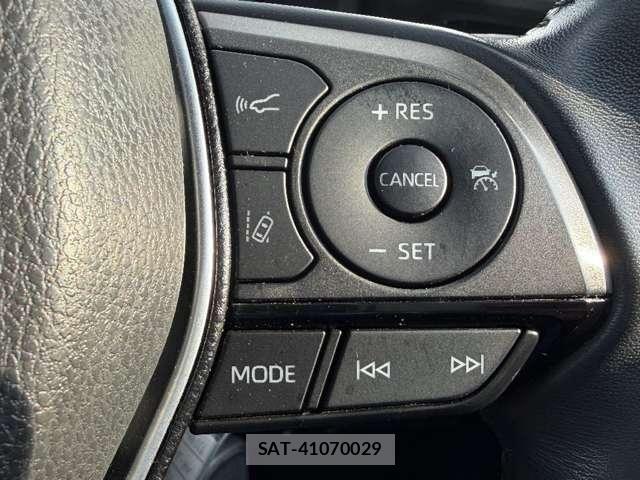Toyota HARRIER HYBRID 2023-04 8879989-16