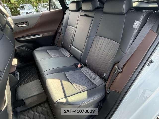Toyota HARRIER HYBRID 2023-04 8879989-25