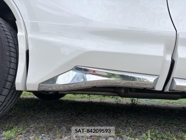 Toyota HARRIER HYBRID 2022-01 8879981-5
