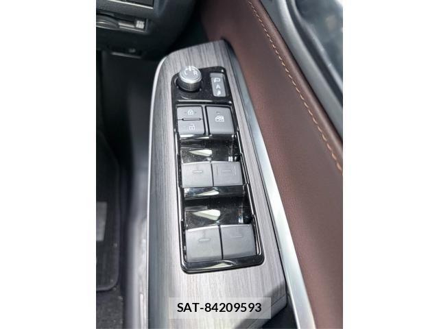 Toyota HARRIER HYBRID 2022-01 8879981-8