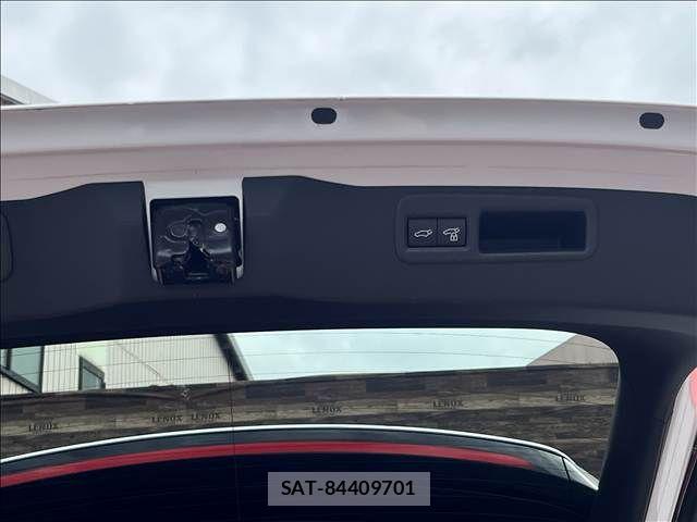 Toyota HARRIER HYBRID 2024-08 8879979-18