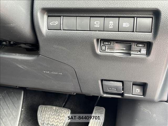 Toyota HARRIER HYBRID 2024-08 8879979-19