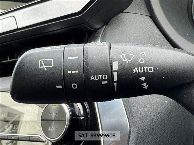 Toyota HARRIER HYBRID 2021-09 8879998-23
