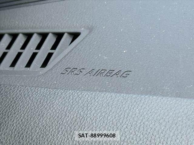 Toyota HARRIER HYBRID 2021-09 8879998-27