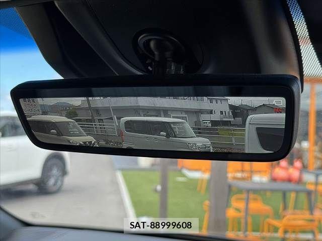 Toyota HARRIER HYBRID 2021-09 8879998-5