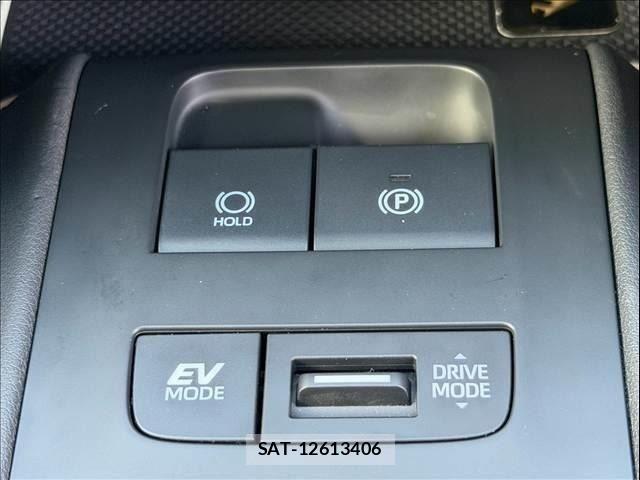 Toyota HARRIER HYBRID 2021-04 8879993-23