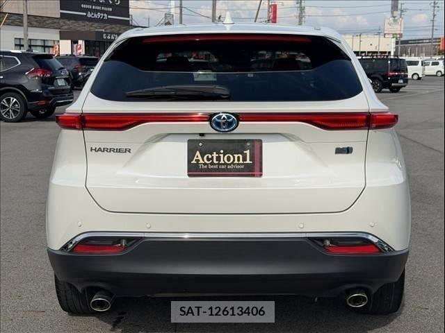 Toyota HARRIER HYBRID 2021-04 8879993-4