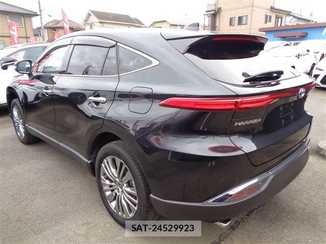 Toyota HARRIER HYBRID 2023-03 8879991-5