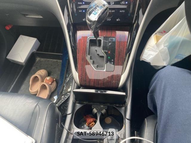 Toyota HARRIER HYBRID 2014-06 8883690-27