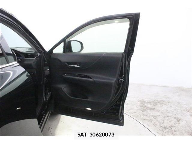 Toyota HARRIER HYBRID 2022-06 8883687-27