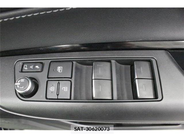 Toyota HARRIER HYBRID 2022-06 8883687-28