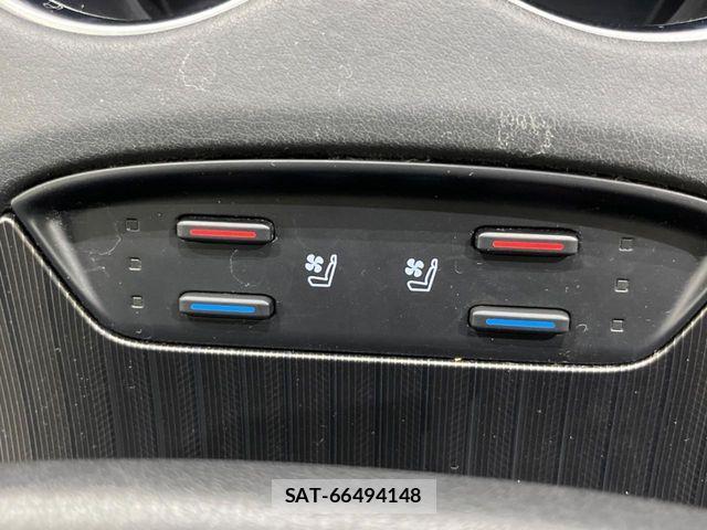 Toyota HARRIER HYBRID 2021-12 8883677-8