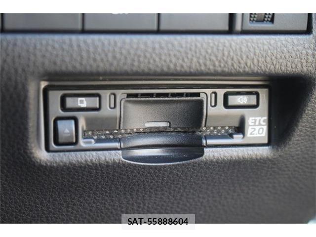 Toyota HARRIER HYBRID 2023-08 8883688-6