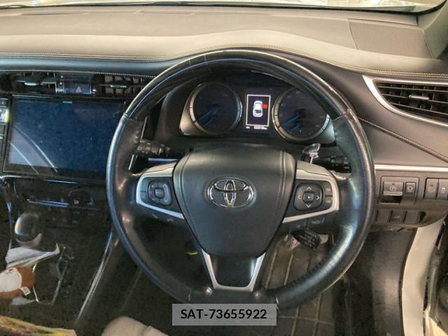Toyota HARRIER HYBRID 2019-08 8883684-13