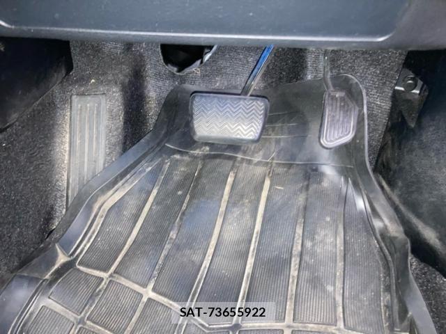 Toyota HARRIER HYBRID 2019-08 8883684-17