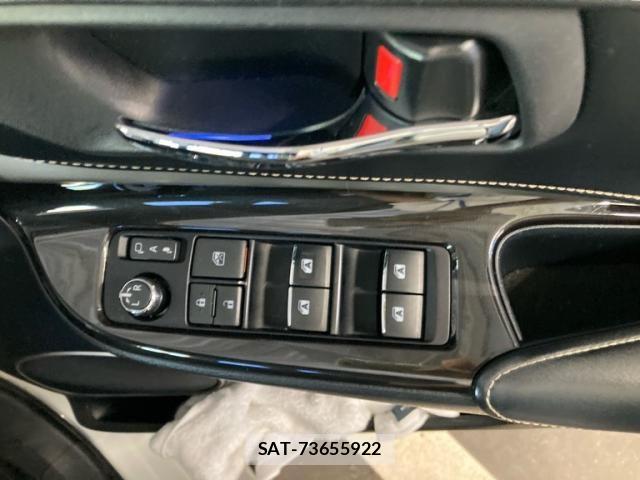 Toyota HARRIER HYBRID 2019-08 8883684-18