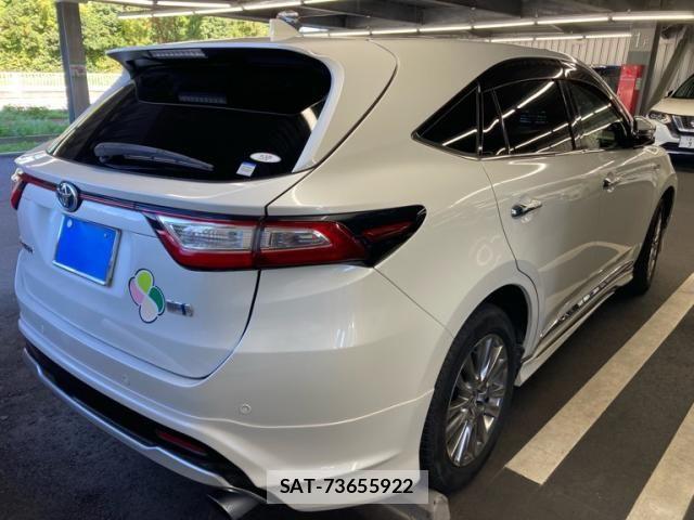 Toyota HARRIER HYBRID 2019-08 8883684-2