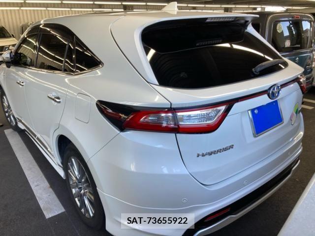 Toyota HARRIER HYBRID 2019-08 8883684-3