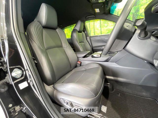 Toyota HARRIER HYBRID 2023-01 8883676-8