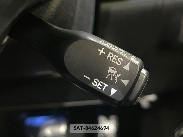 Toyota HARRIER HYBRID 2014-09 8883689-6