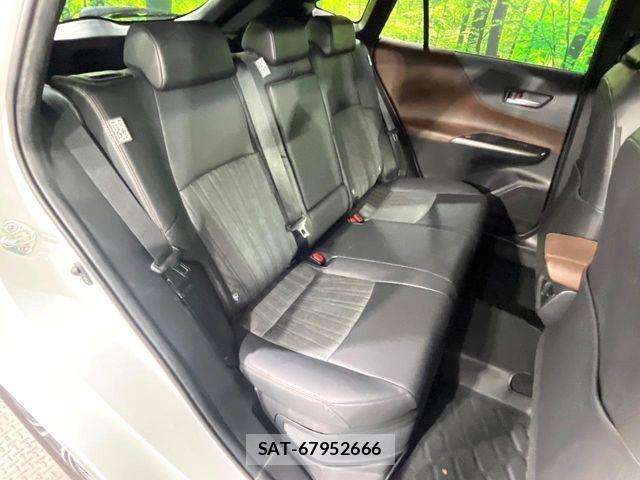 Toyota HARRIER HYBRID 2023-12 8883682-8