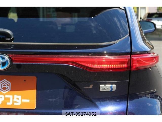 Toyota HARRIER HYBRID 2023-08 8883685-12