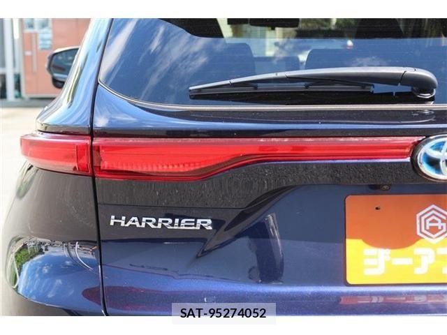 Toyota HARRIER HYBRID 2023-08 8883685-29