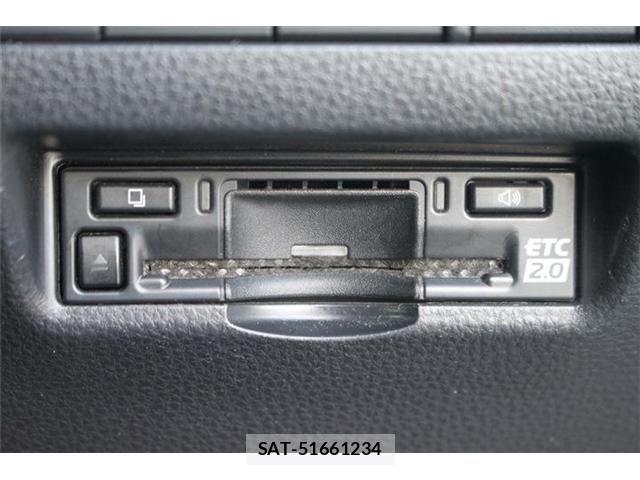 Toyota HARRIER HYBRID 2023-08 8883686-4