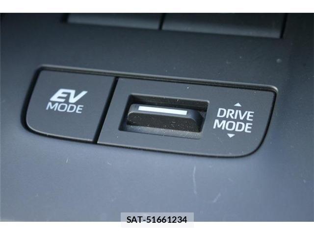 Toyota HARRIER HYBRID 2023-08 8883686-7