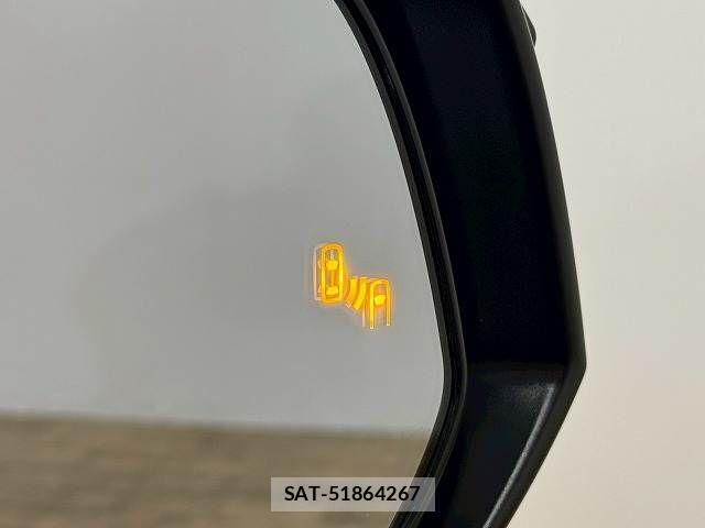 Toyota HARRIER 2022-12 2209478-11