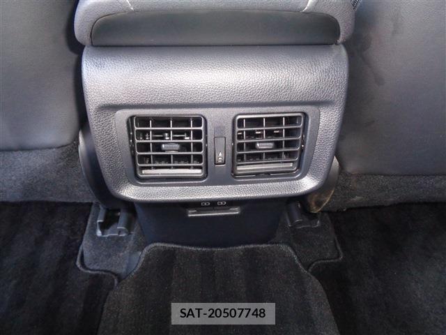 Toyota HARRIER 2023-10 6906024-13