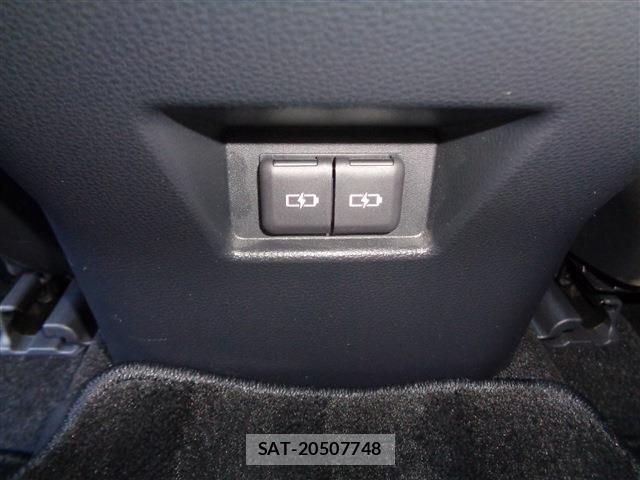 Toyota HARRIER 2023-10 6906024-14
