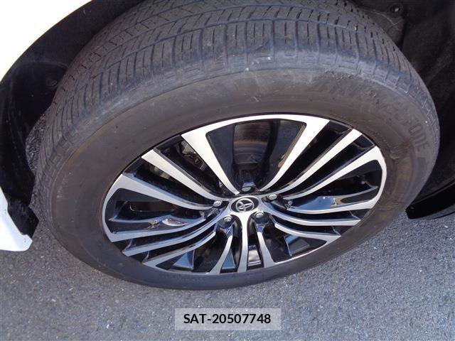 Toyota HARRIER 2023-10 6906024-8