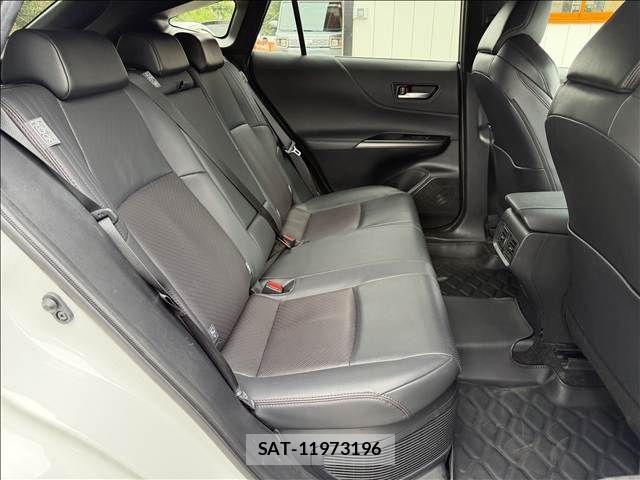 Toyota HARRIER 2023-01 7219326-25