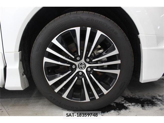 Toyota HARRIER 2023-04 7454656-22
