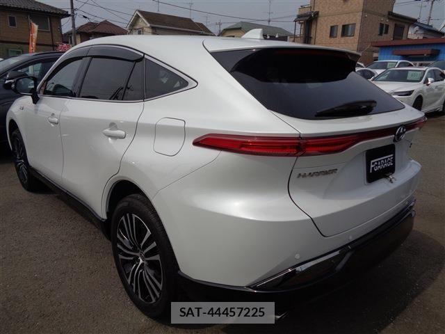 Toyota HARRIER 2023-02 7454655-5