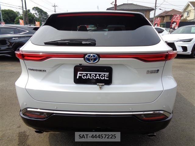 Toyota HARRIER 2023-02 7454655-6