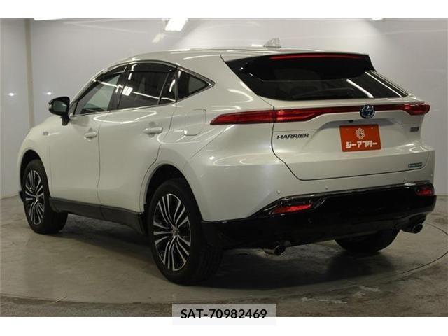 Toyota HARRIER 2023-10 7616902-6